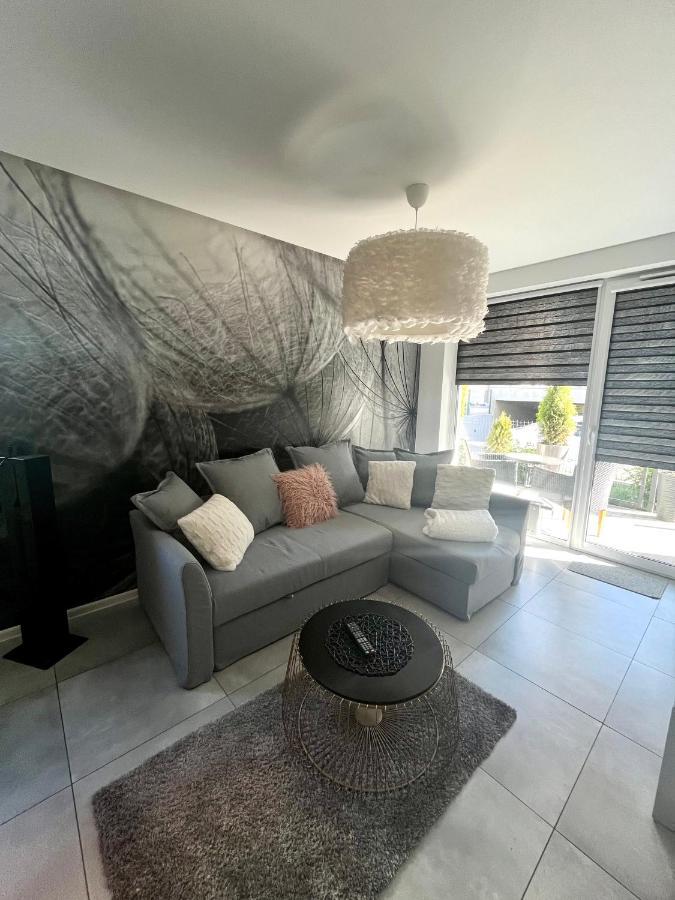 Apartament Mniszek Kołobrzeg Exteriör bild